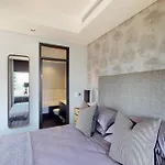 Luxury City Living - 2 Bedroom Apartment