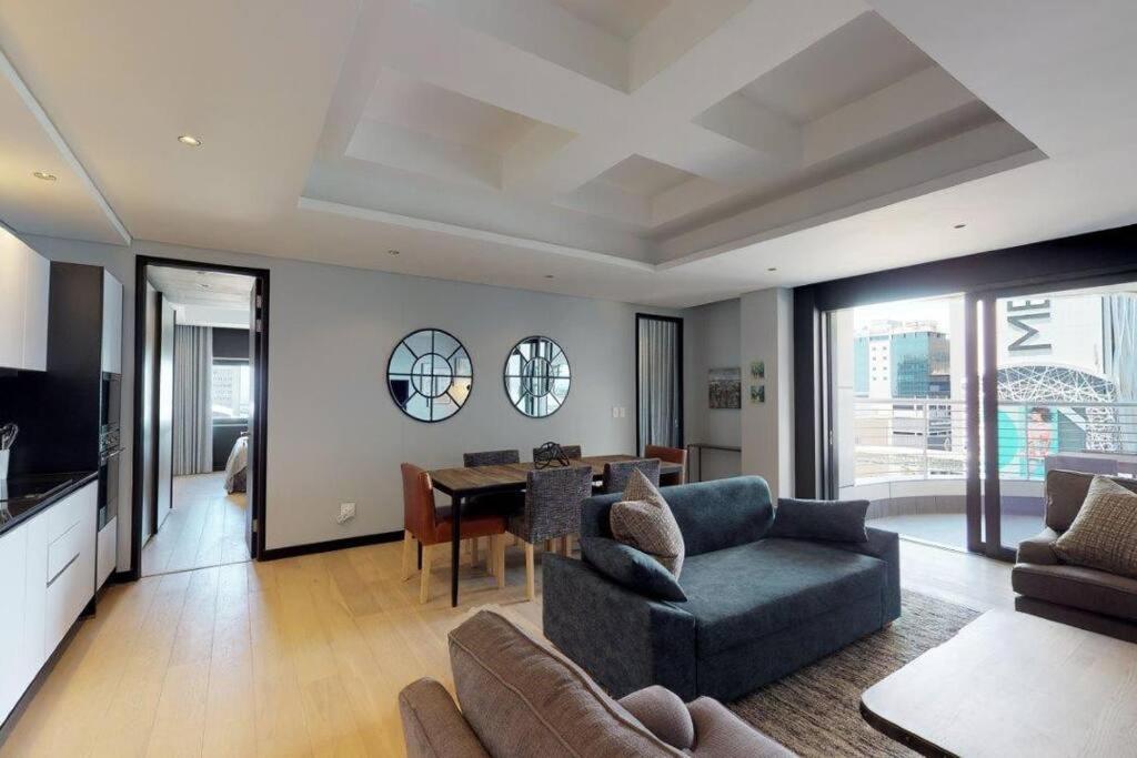 Luxury Living - 2 Bedroom Le Cap